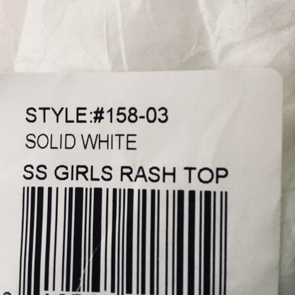 Snapper Rock Short Sleeve Rash Top - Picture 2 of 4